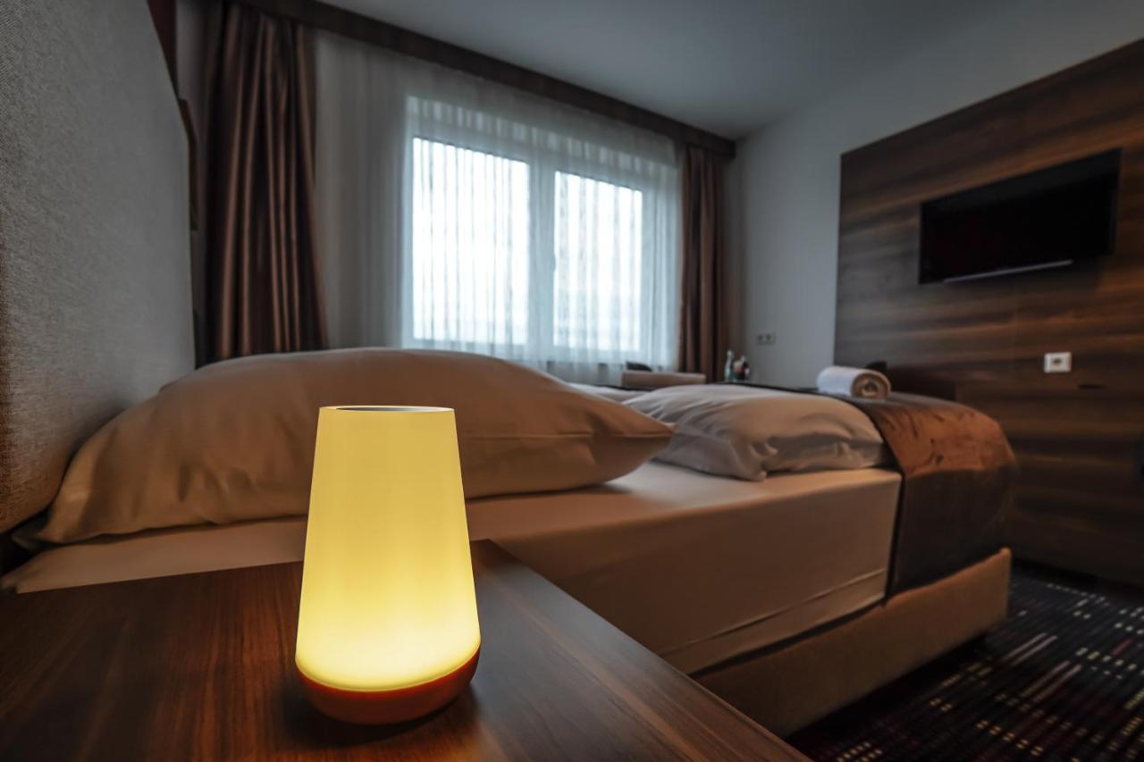 Sunset Hotel Kelsterbach Ngoại thất bức ảnh