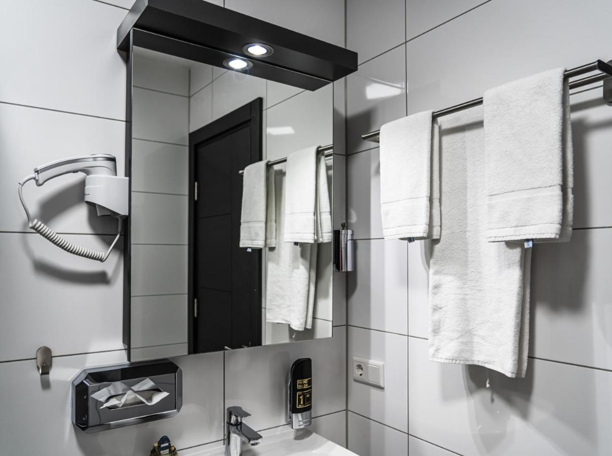 Sunset Hotel Kelsterbach Ngoại thất bức ảnh