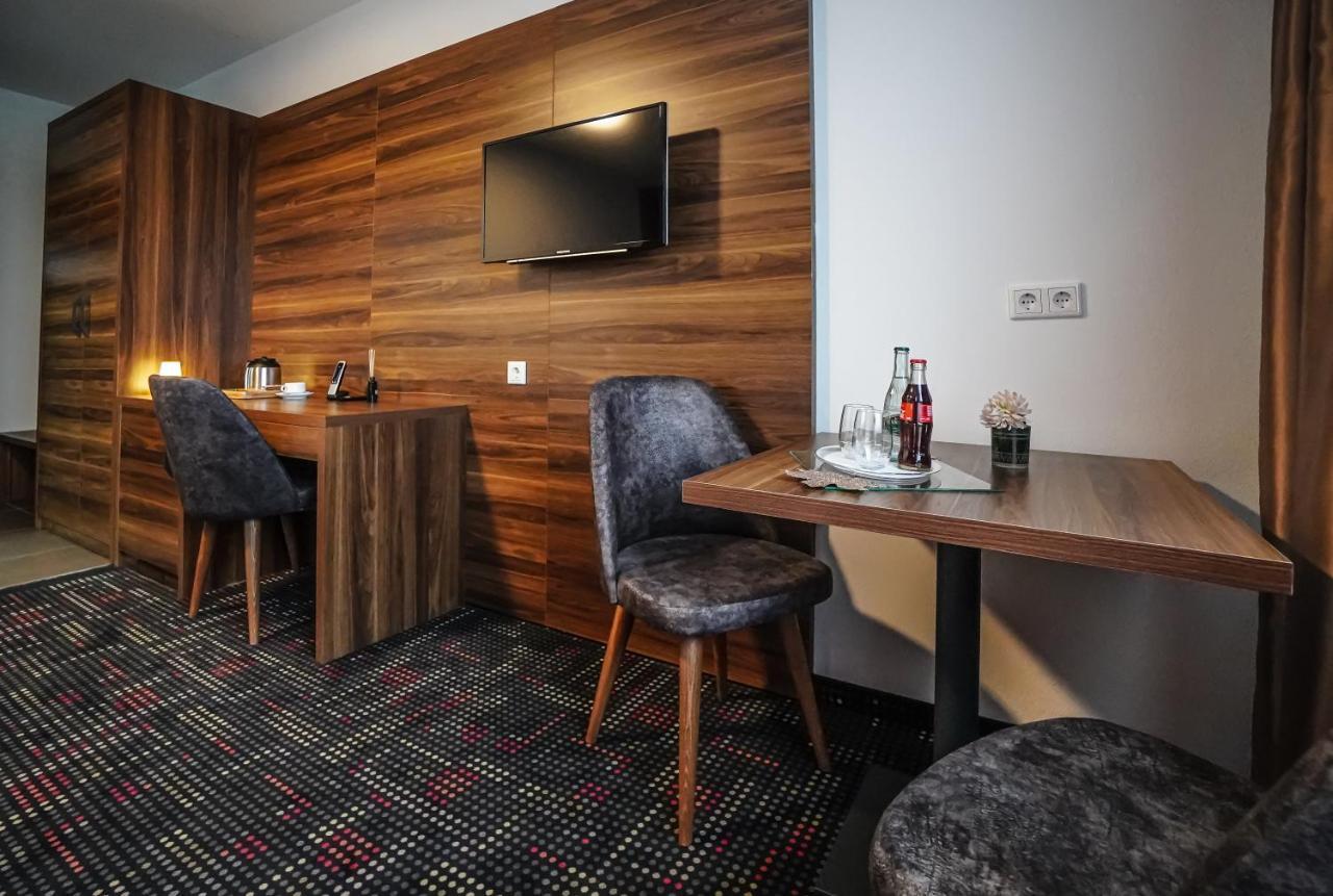 Sunset Hotel Kelsterbach Ngoại thất bức ảnh