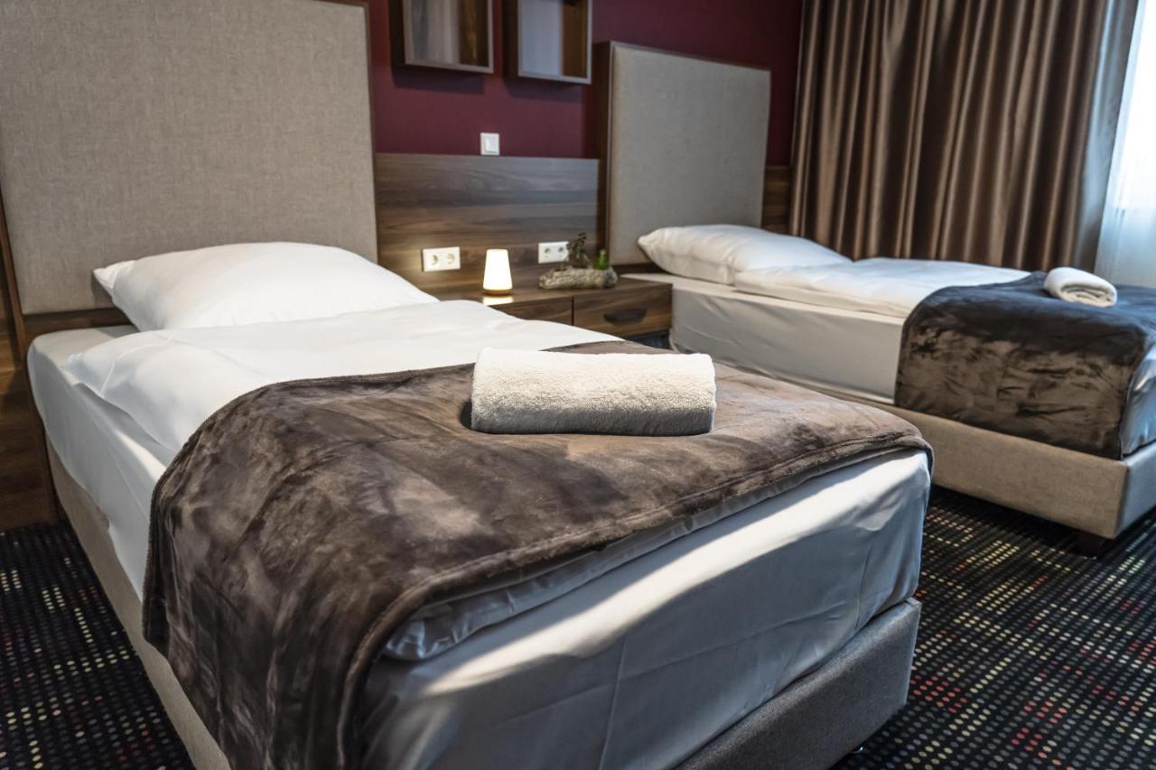 Sunset Hotel Kelsterbach Ngoại thất bức ảnh
