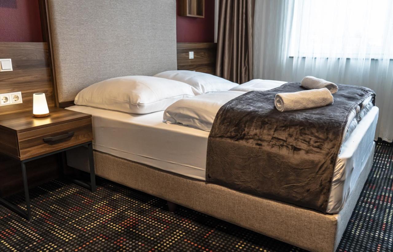 Sunset Hotel Kelsterbach Ngoại thất bức ảnh