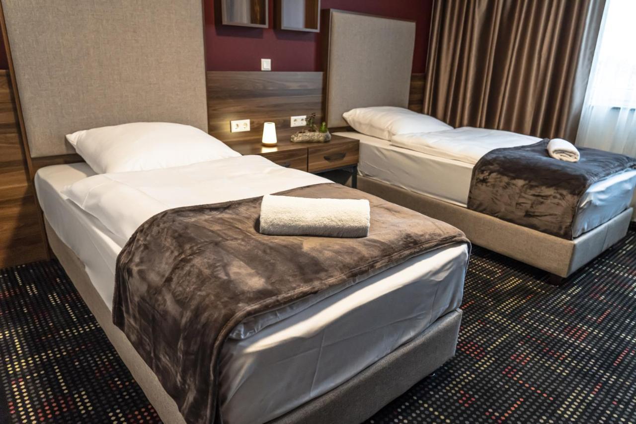 Sunset Hotel Kelsterbach Ngoại thất bức ảnh