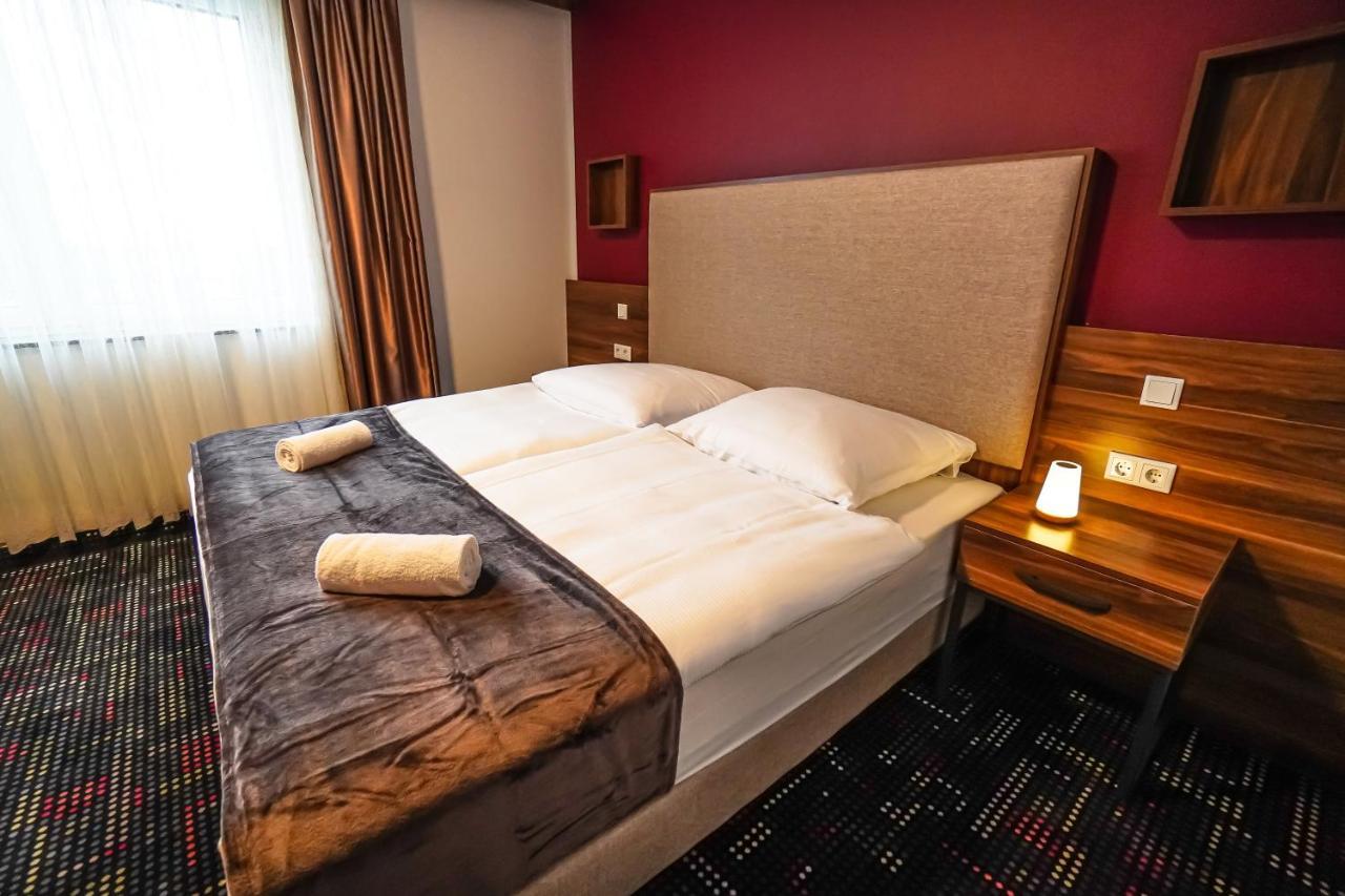 Sunset Hotel Kelsterbach Ngoại thất bức ảnh