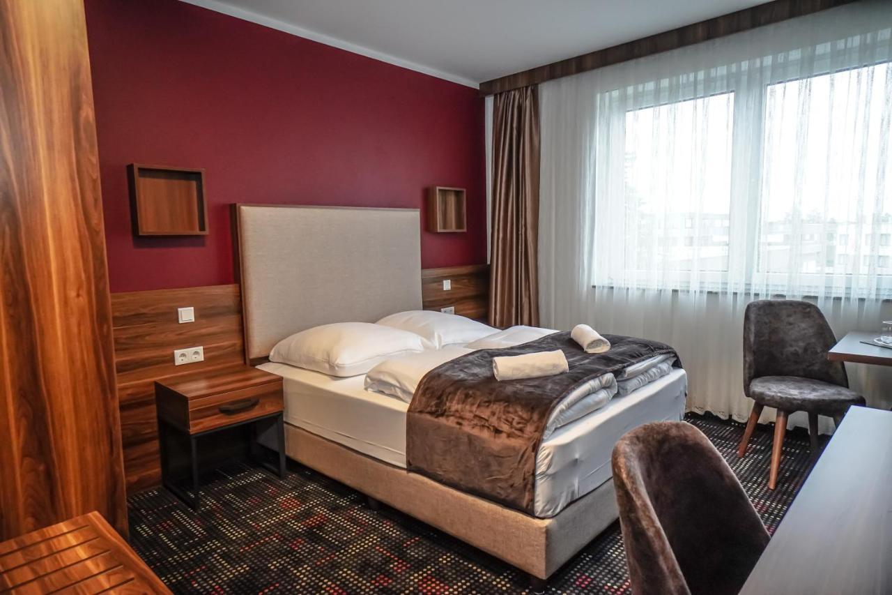 Sunset Hotel Kelsterbach Ngoại thất bức ảnh