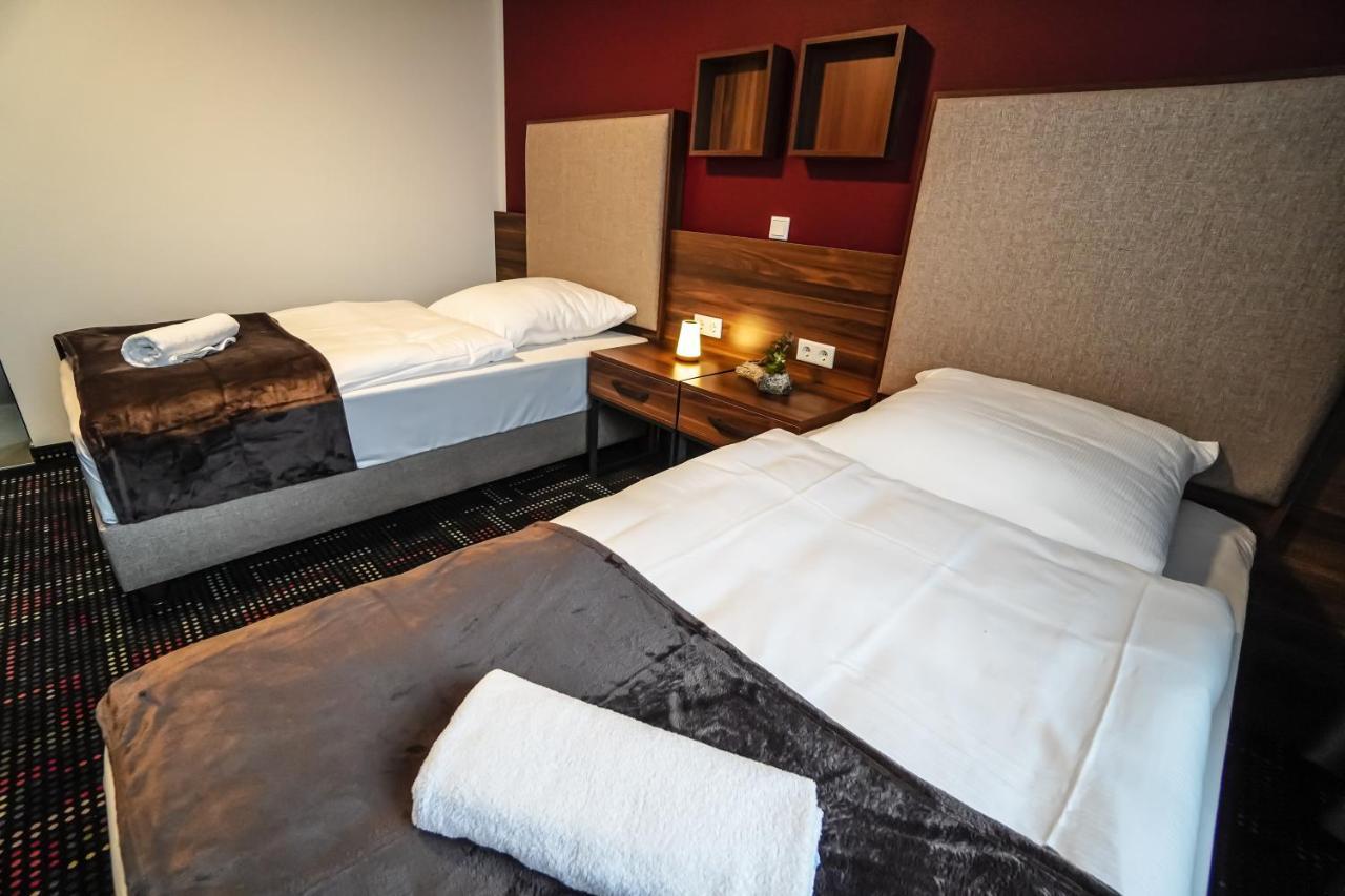 Sunset Hotel Kelsterbach Ngoại thất bức ảnh